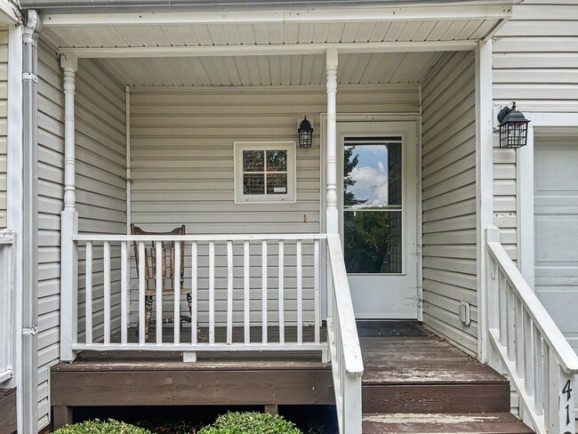 4122 Standing Rock Way