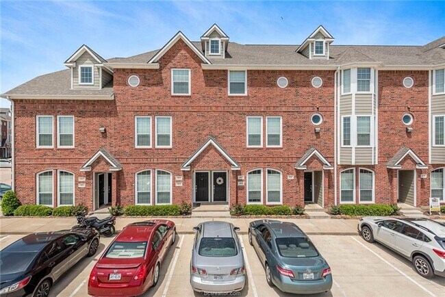 SUBLEASE Aug 11 2025 in Lakeridge Townhomes! - SUBLEASE Aug 11 2025 in Lakeridge Townhomes!