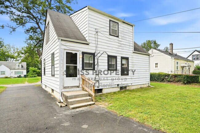 Photo - 1590 Vendome Dr S