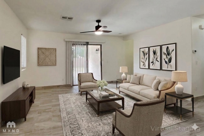 Photo - 10025 W Miami St