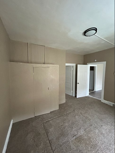 Photo - 6725 Schofield Ave