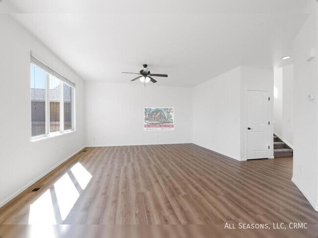 Photo - 4637 Dancing Light Way