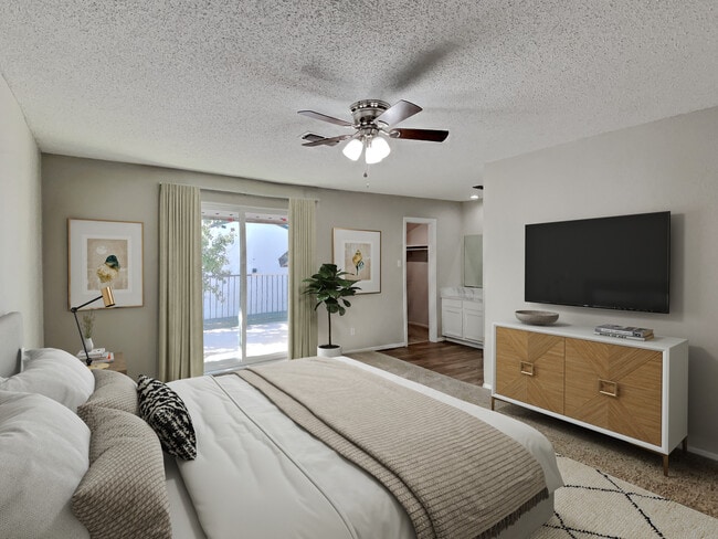 Del Estrado Townhomes