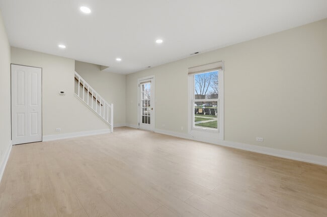 Photo - 763 Wellington Ave