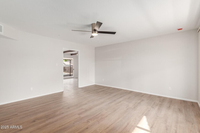 Photo - 9033 N 15th Dr House