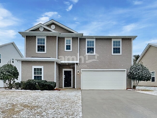 Building Photo - 84 Yarmouth Dr