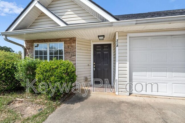 Photo - 314 Caldwell Cir