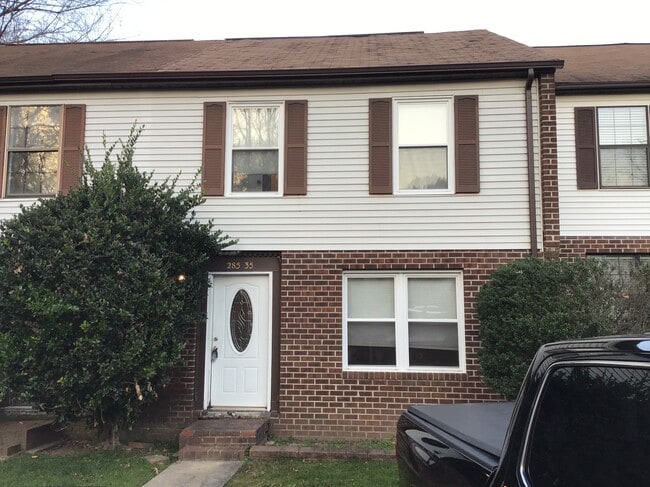 Photo - 285 Merrimac Trl