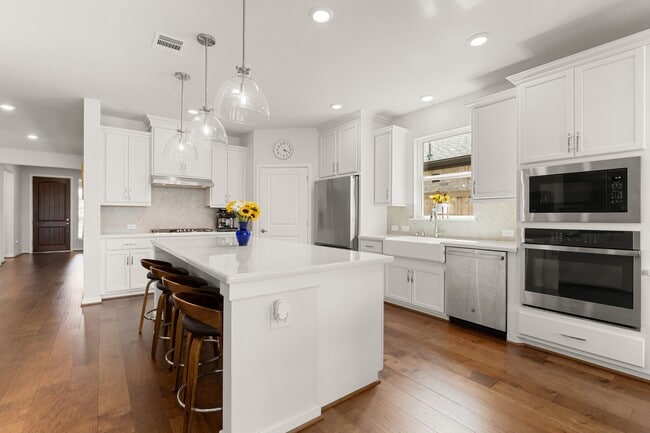 Photo - 29102 Rustic Orch Ln