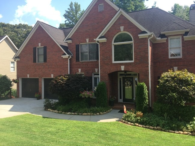 Front of house - 7006 E Hills Way Unit 1