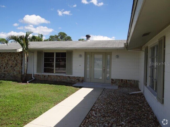 Building Photo - 3250 Sunrise Trail Rental