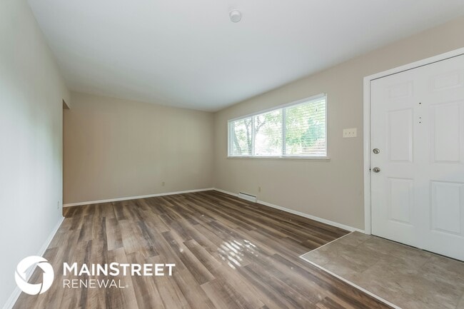 Photo - 301 Imperial Dr