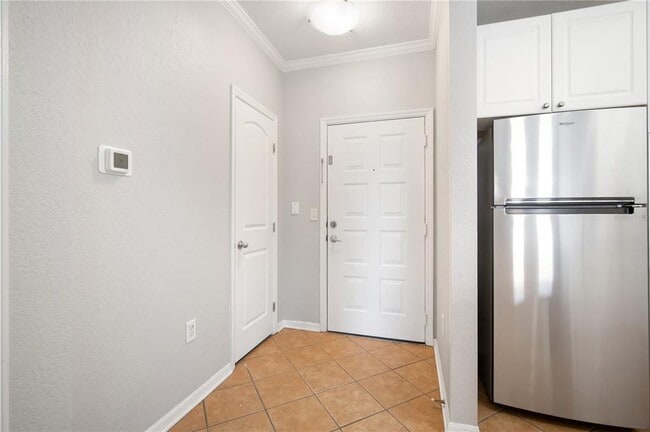 Photo - 4221 W Spruce St Unit 1431