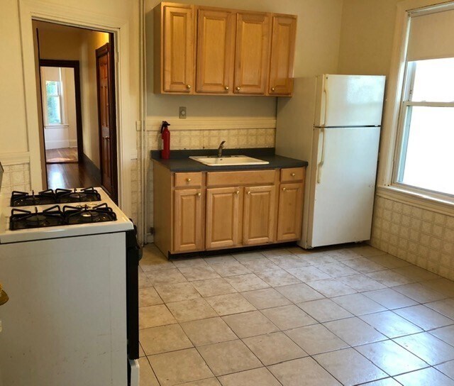 73 Iroquois St Unidad 2