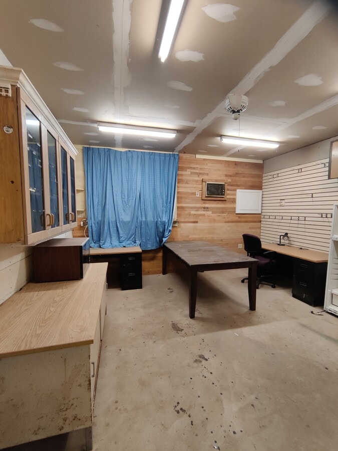 Photo - 15226 Creek Rd