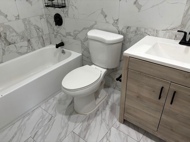 Photo - 7 Arch St Unit 1