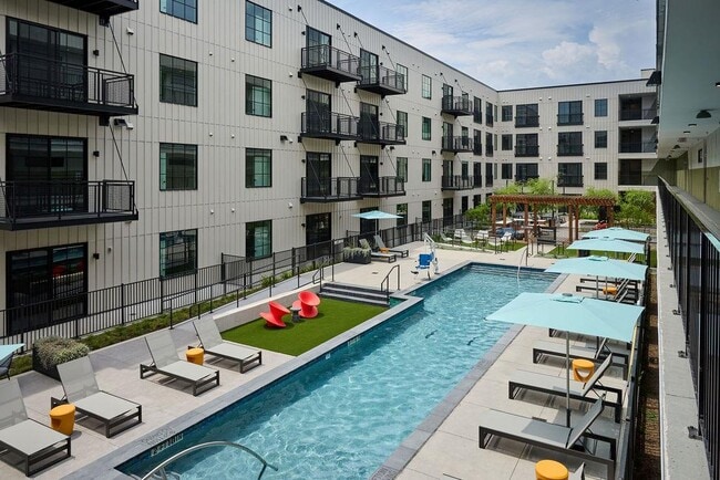 Building Photo - 4315 S Congress Ave Unit 428