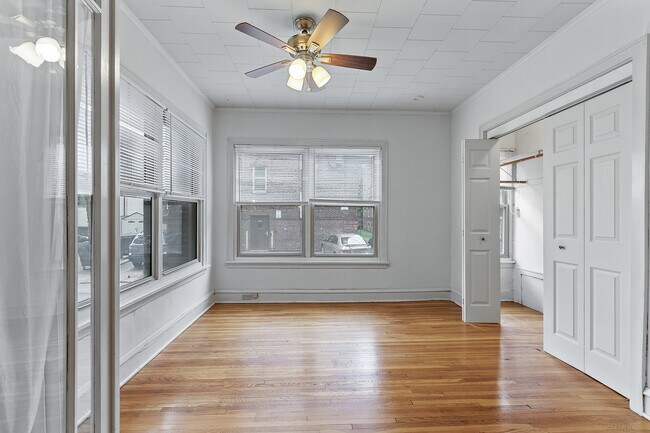 Photo - 2219 Garfield Ave Apartments | Origen Living