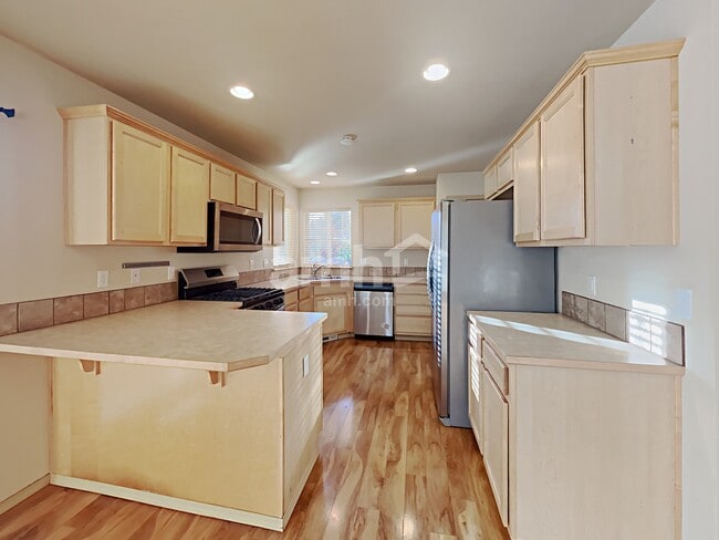 Photo - 9609 200th St E