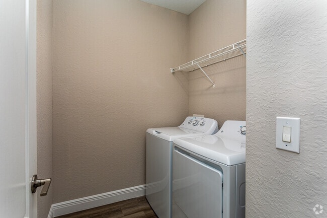 Botticelli 4BR, 3BA - 2087SF