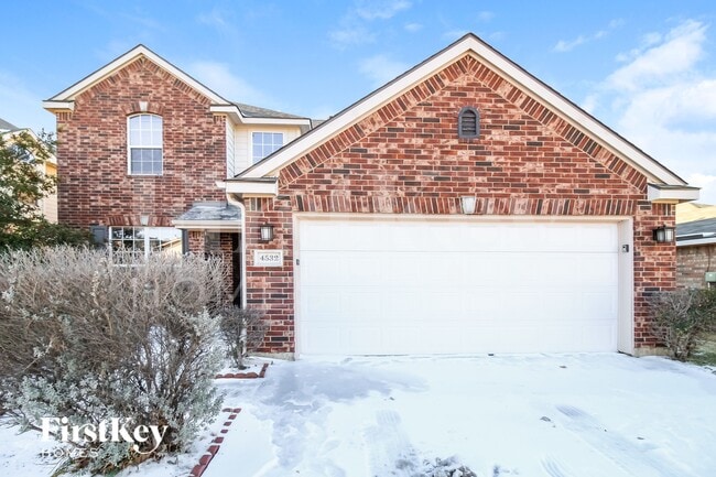 Building Photo - 4532 Fir Dr