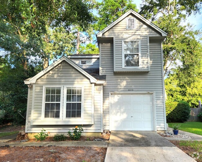 Building Photo - Charming 3 bedroom house near buck lake fo...