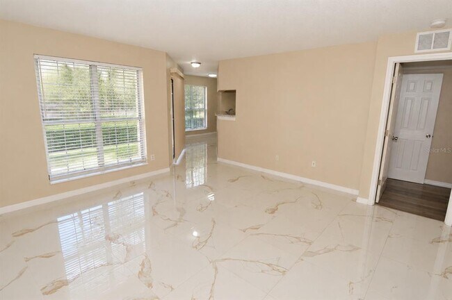 8764 Mallard Reserve Dr Unit 101
