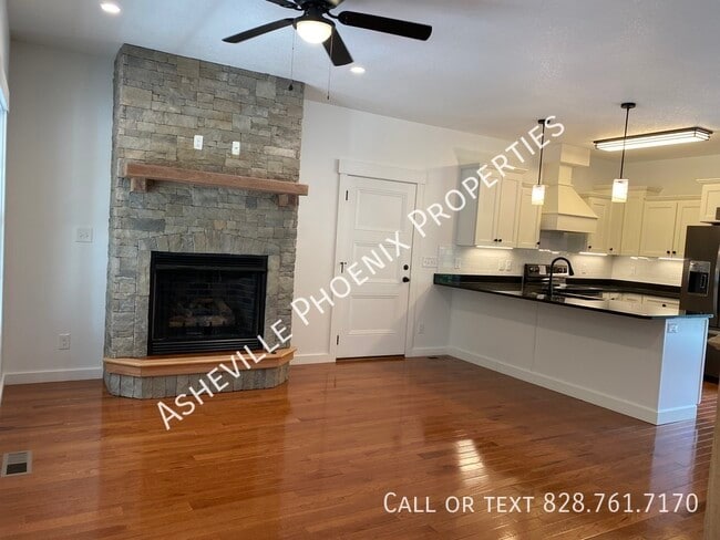 Photo - 426 Shadow Wood Dr