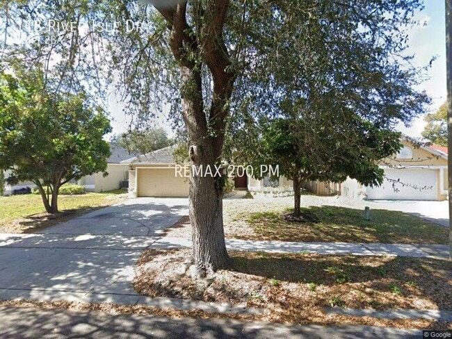 Photo - 118 River Isle Dr Casa