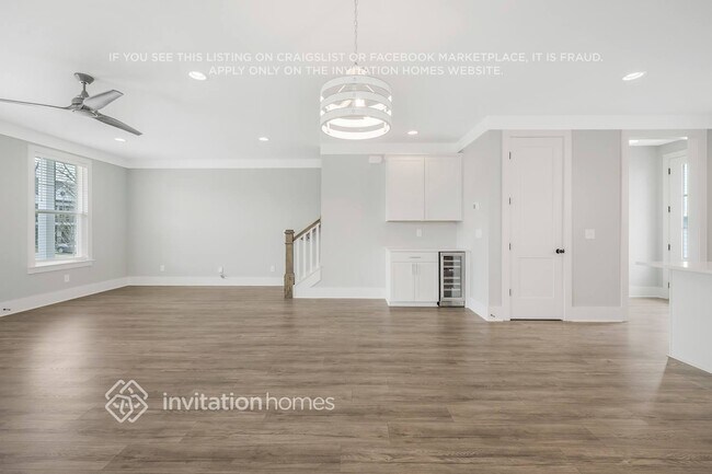 Photo - 265 Founders Ln