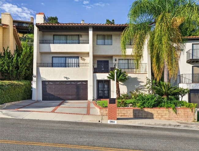 Building Photo - 1350 E Tujunga Ave