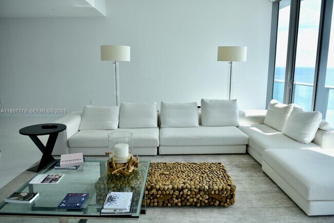 Photo - 17475 Collins Ave Unit 2802