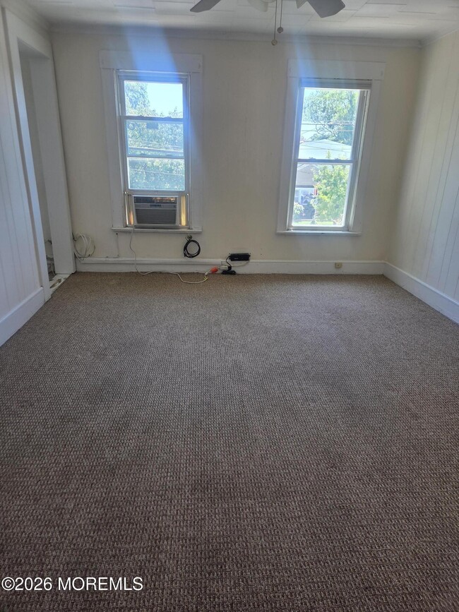 Photo - 612 Lareine Ave