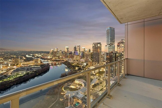 Building Photo - 44 East Ave Unit 3703