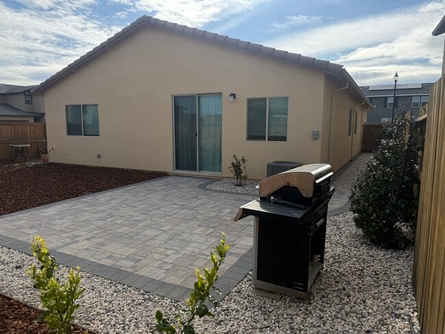 Photo - 3324 Pruett Dr