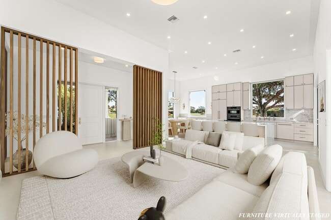 Building Photo - 5890 NW 39th Ave