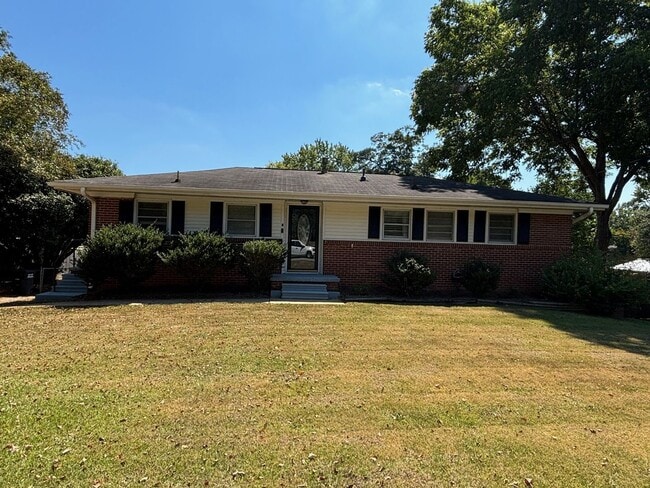 Building Photo - 305 Highland Ave Rental