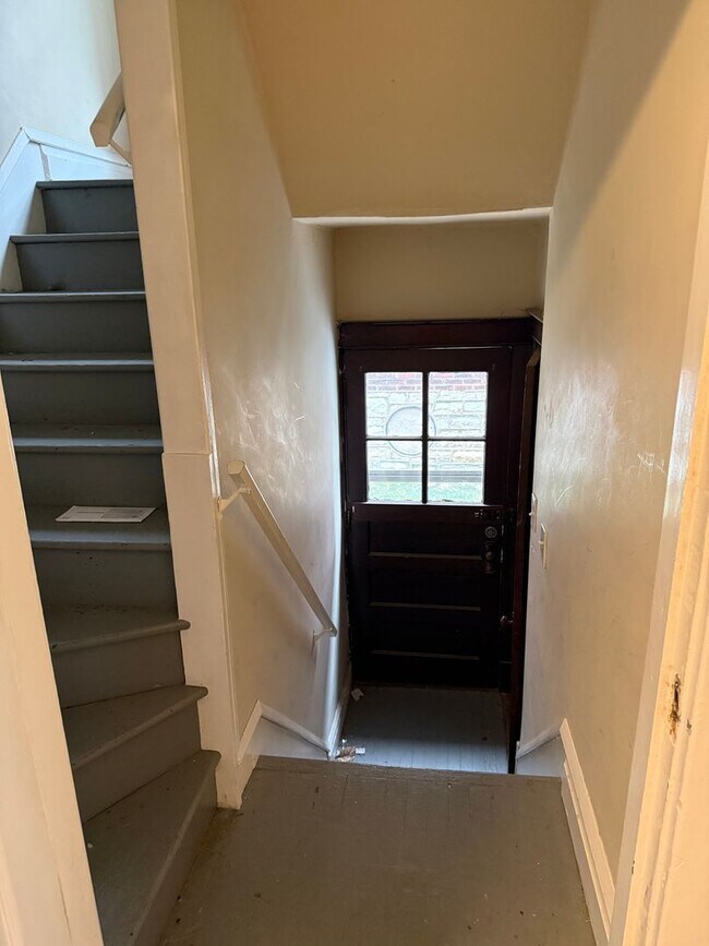 Photo - 5319 Sutherland Ave Unidad 5319 Sutherland 1st Fl