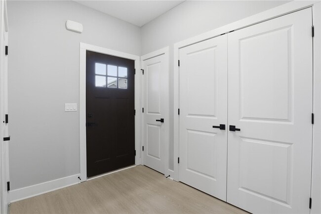 Photo - 1195 Marina Pkwy