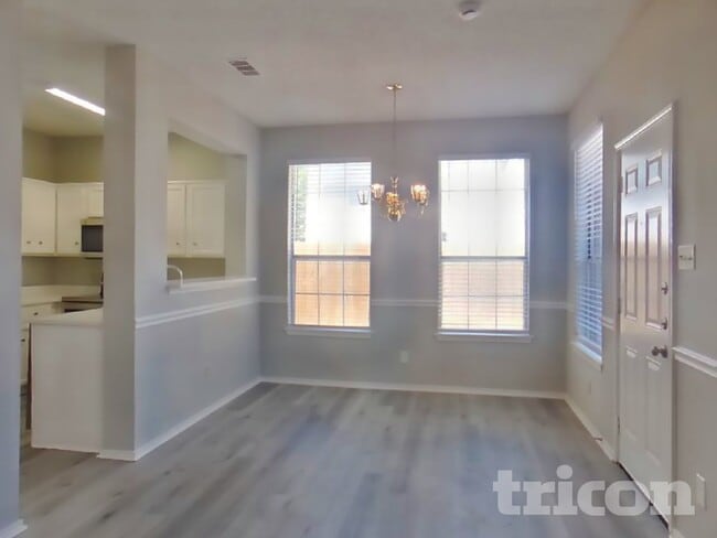 Photo - 1135 Colbert Ln