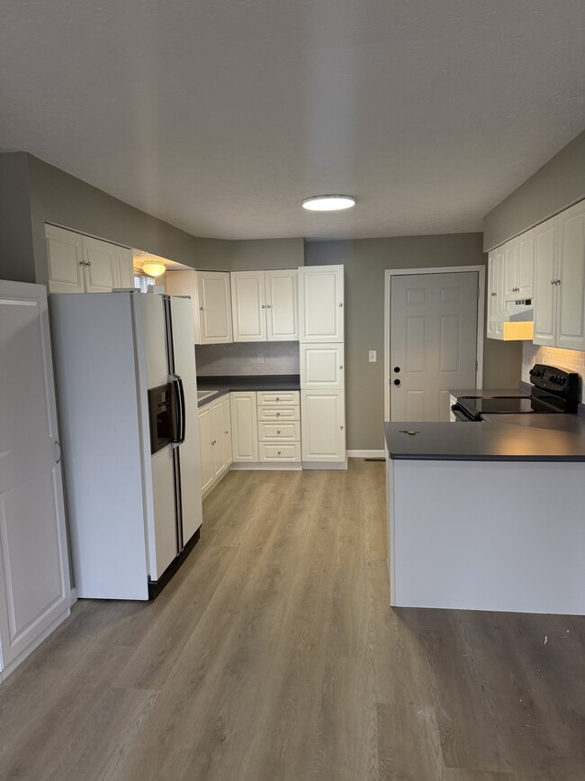 Photo - 804 Woodmere Dr