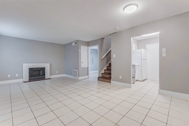 Photo - 12611 Ashford Meadow Dr Unidad A