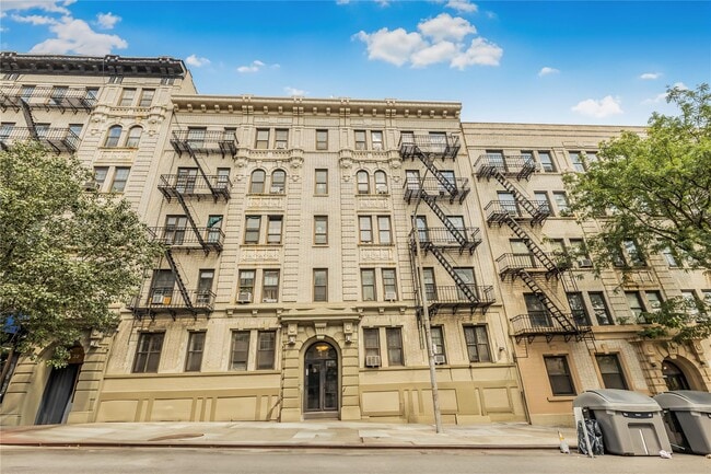 Building Photo - 29 Convent Ave Unit 1 Rental