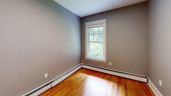 Photo - 27 Maple St Unit 2