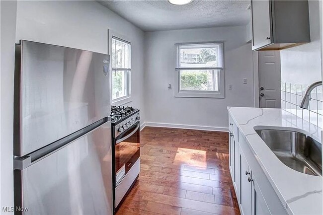 Photo - 12413 Matherson Ave