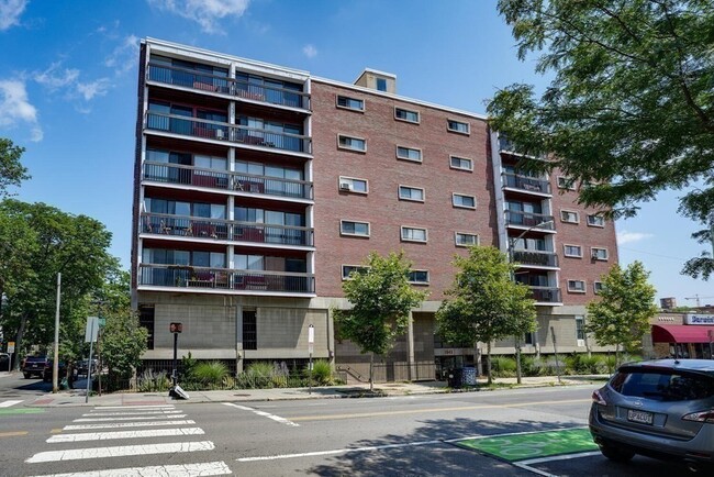 Photo - 1643 Cambridge St Condo Unit 54