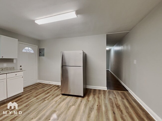 Photo - 302 Jones St