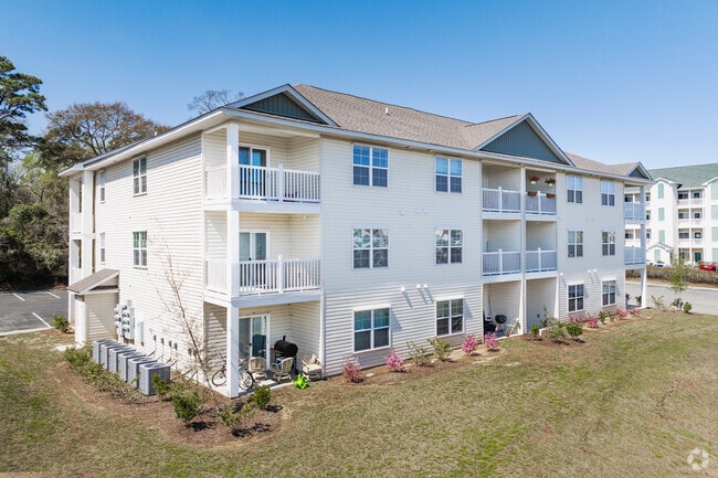 Building View - Building 11 at Briarcliffe Commons