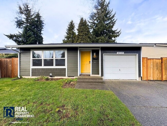 Building Photo - Charming North Tacoma Home with Private Patio & Spacious Yard!