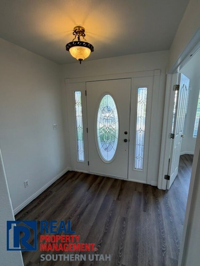 Photo - Single Family Home in River Ridge